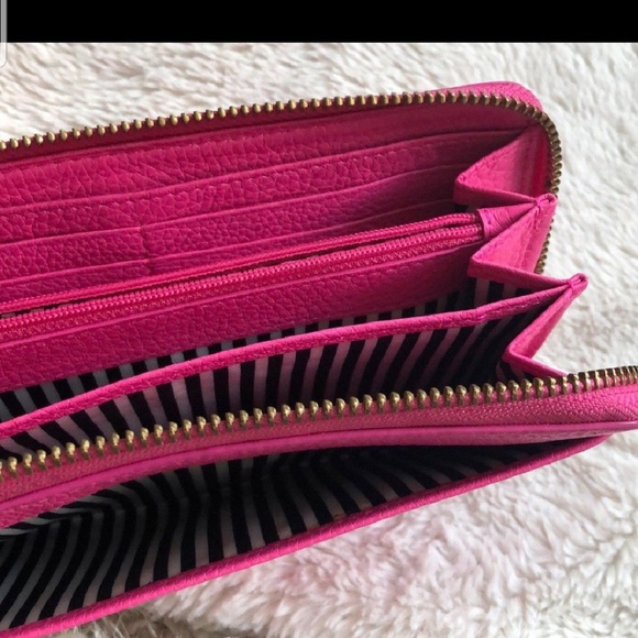 Kate Spade Wallet - Picture 4 of 4